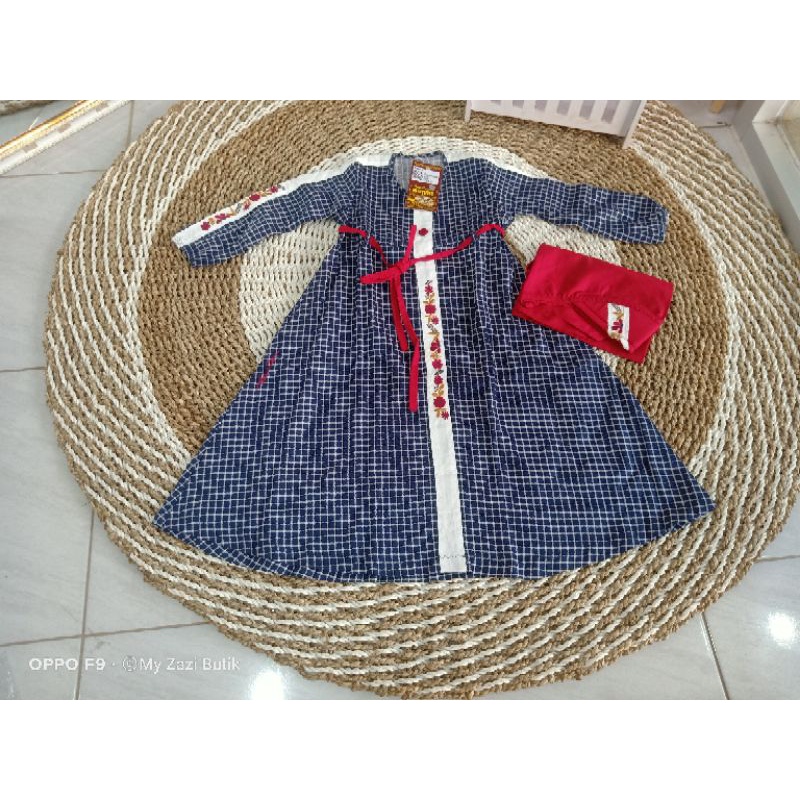 dannis sarimbit D'CAMBRIDGE