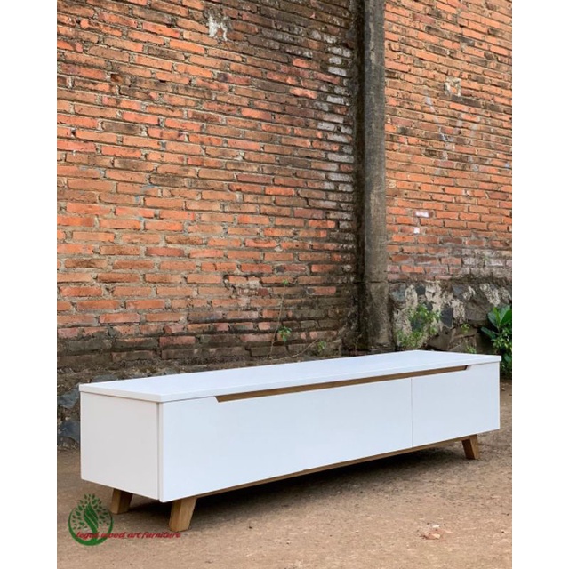 meja tv minimalis Duco putih furniture jepara