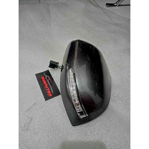 Cover spion datsun go cross