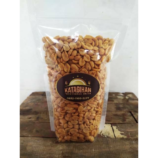 

Kacang Goreng Kupas Renyah / Tradisional Snack / Cemilan Kacang