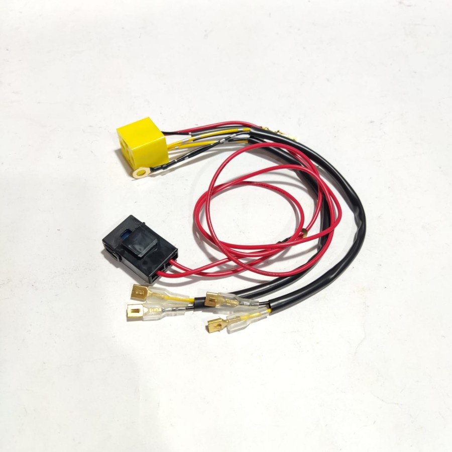 SOKET KABEL RELAY KLAKSON SATU SET RELAY PLUS SOKET KLAKSON SEPAKET