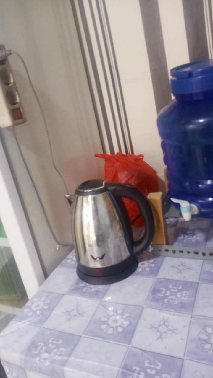 Teko Listrik Anti Karat 1.8 Liter