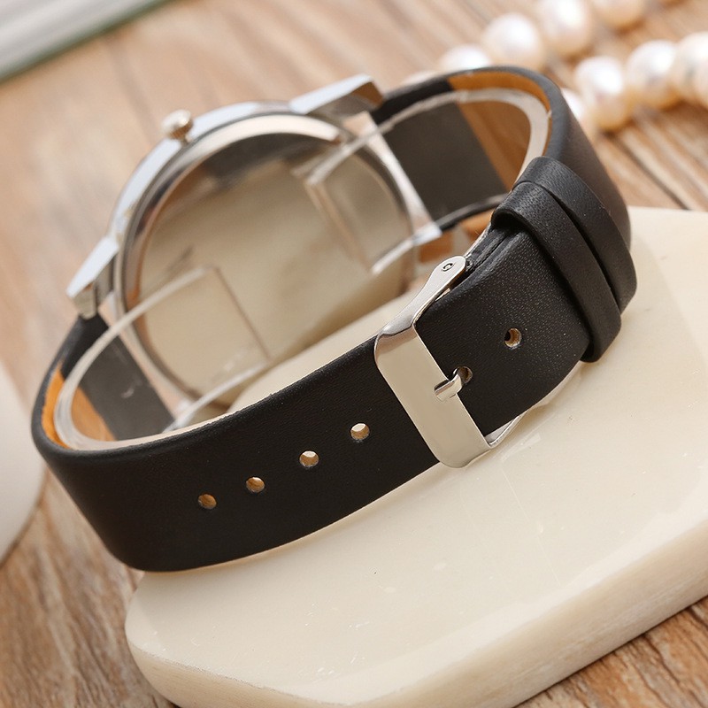 Jam Tangan Kulit Triangle Fashion Casual Minimalis Couple Jam Tangan Pria Wanita