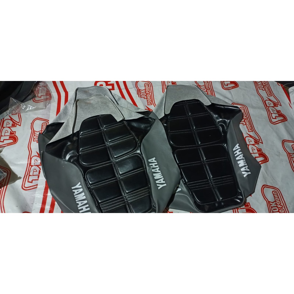 kulit jok motor astrea grand variasi tulisan