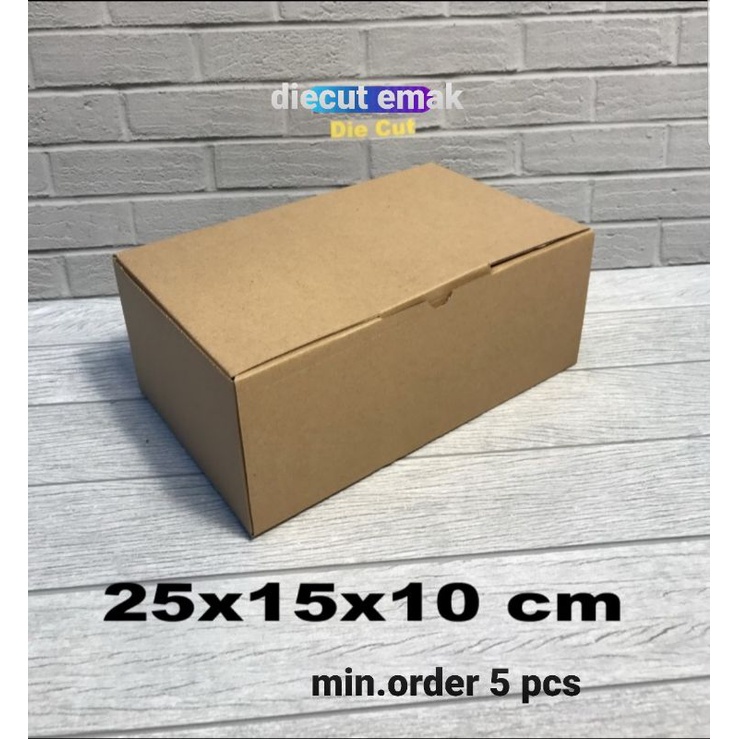 

Kardus box DIECUT uk. 25x15x10 cm Kotak Karton Die Cut