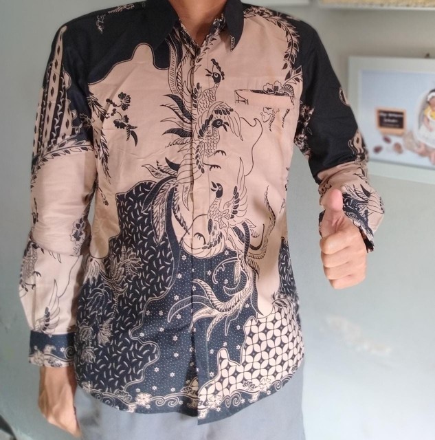 Kemeja Batik Handprint Pradana