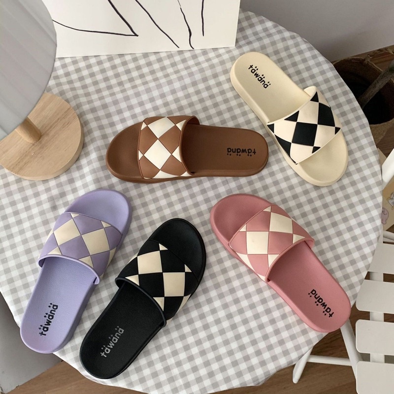 SANDAL IMPORT TAWANA KETUPAT SENDAL SANDAL TAWANA KOTAK