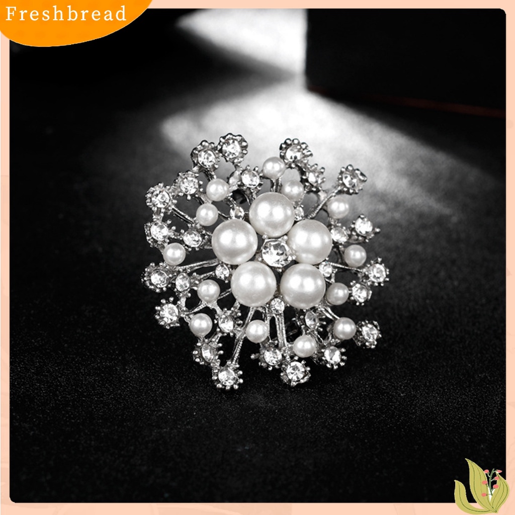 [ TERLARIS]Ladies Snowflake Faux Pearl Rhinestone Decor Brooch Pin Corsage Fashion Gift