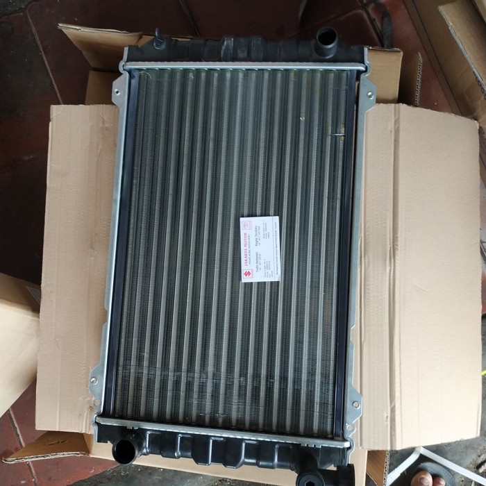 radiator Suzuki Futura carry 1.3/1.5/injeksi DENSO (Kode A 008))