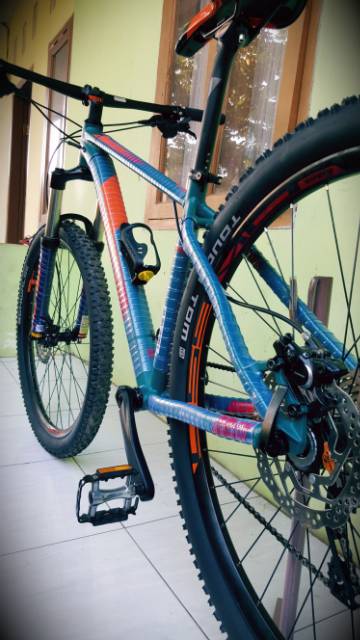 Promo Aksesoris Sepeda Pelindung Frame Sepeda Mtb Panjang 10 Meter Lebar 2 5cm Shopee Indonesia
