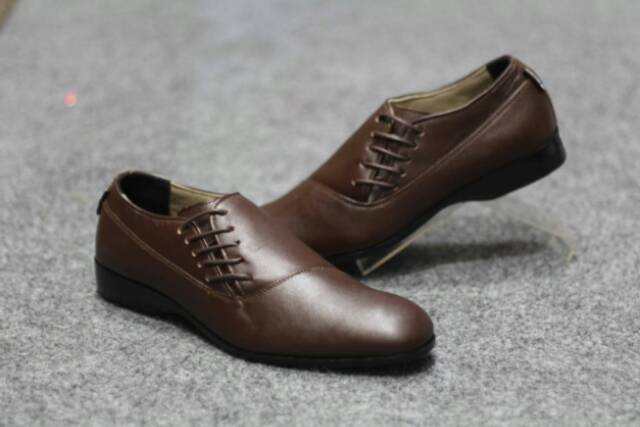 SEPATU PANTOFEL KULIT KEREN KERJA KANTOR LAKI PRIA COWOK DINAS RESMI FORMAL PESTA KICKERS KULIT ASLI