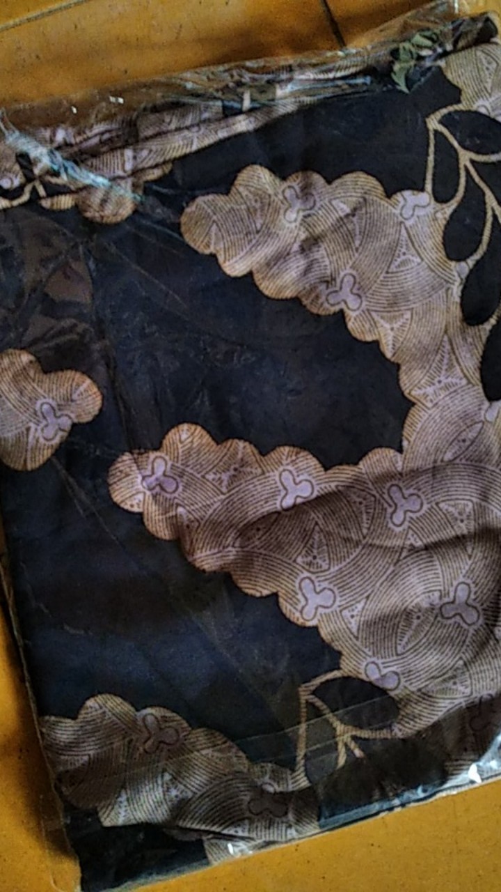 Baju Batik Pria - Kemeja Batik Lengan Pendek - Baju Batik Size M L Xl Xxl - Bayar Ditempat Cod