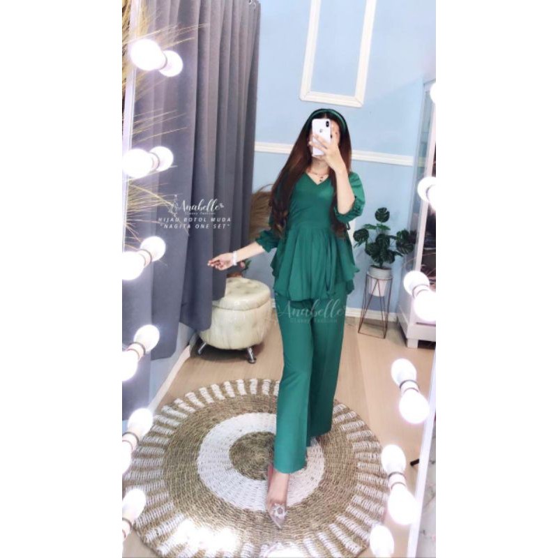 One set Annabelle nagita