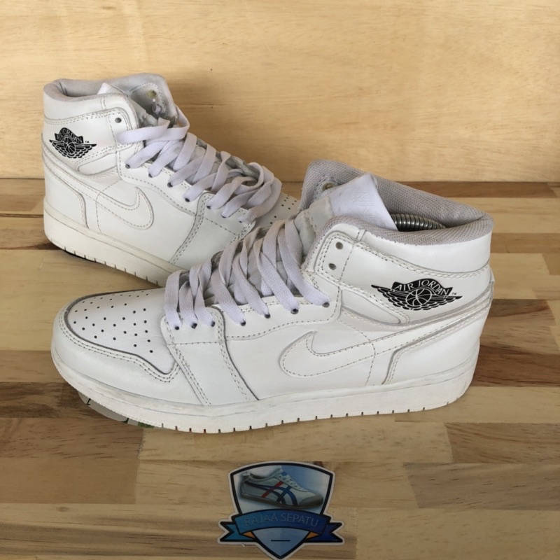 Nike air Jordan 1 Mid Triple White