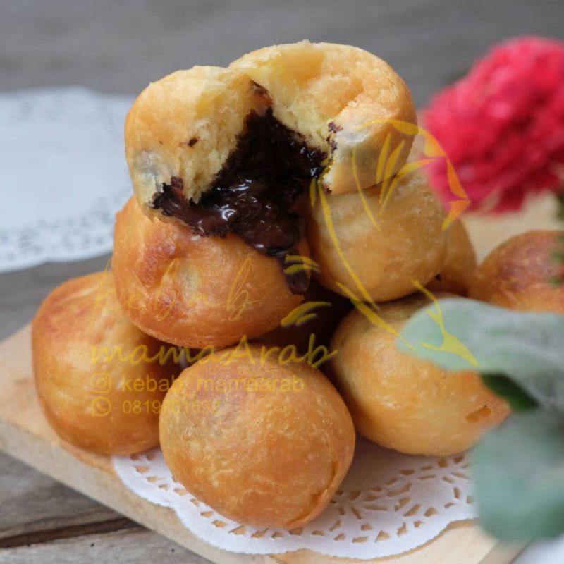 

Donat / Roti Coklat Lumer FROZEN 1PACK ISI 10