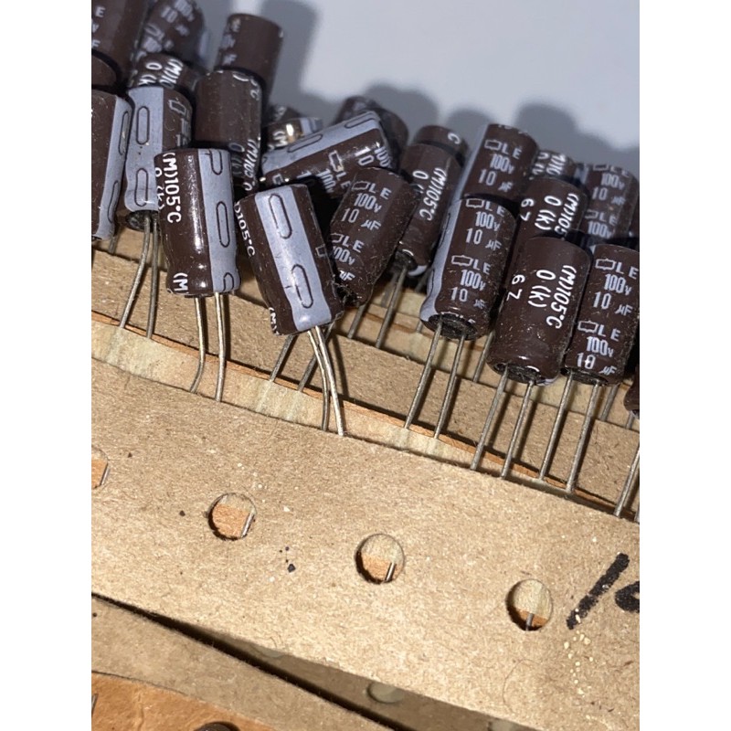 elko 10uf 100v