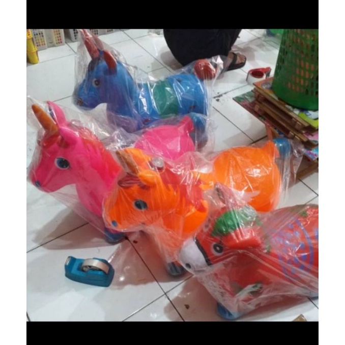 mainan animal jumping. kuda kudaan bisa di naiki ada suara dan lampu