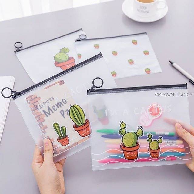 

ORGANIZER BAG SERBA GUNA ZIPPER A5 MOTIF CACTUS ( TEMPAT PENSIL / HP / POUCH KAKTUS LUCU KARAKTER )