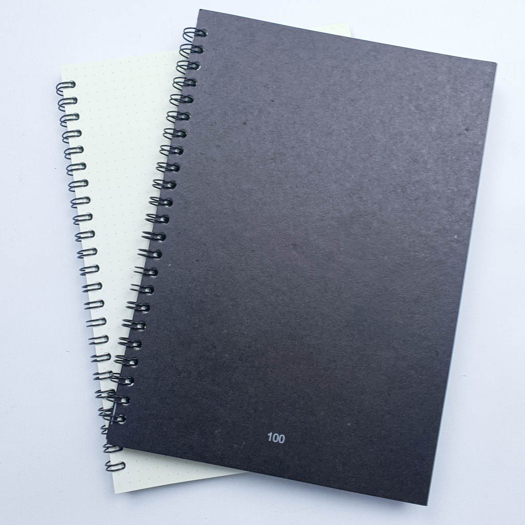 

Basic Bamboo Paper Black Spiral Notebook A5 100 GSM Blank Grid Dotted Ruled Buku Tulis Murah [INSHOP]