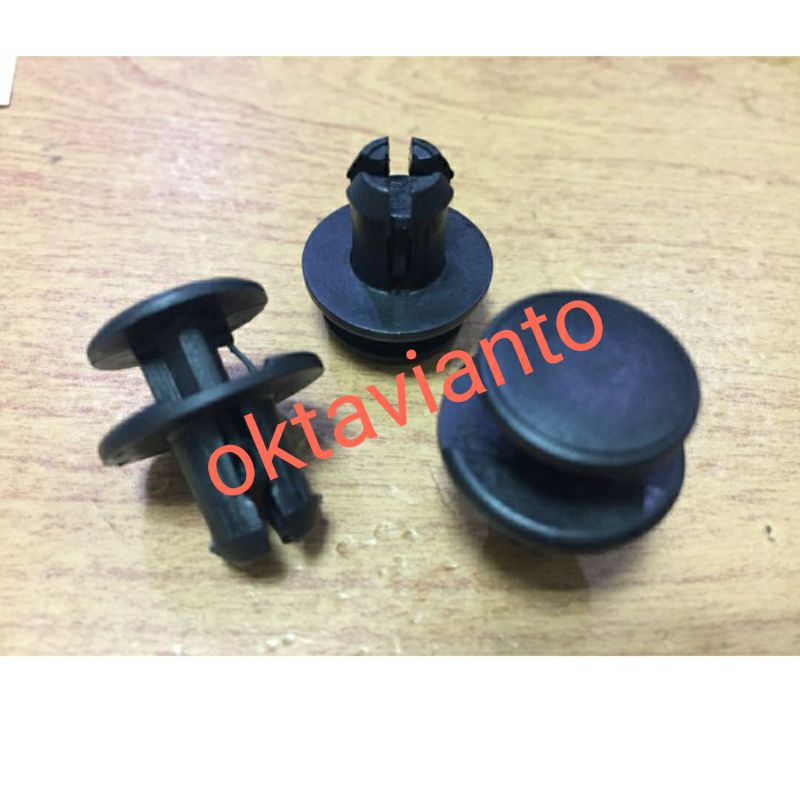 klip kancing bemper mobil honda Brio Mobilio original