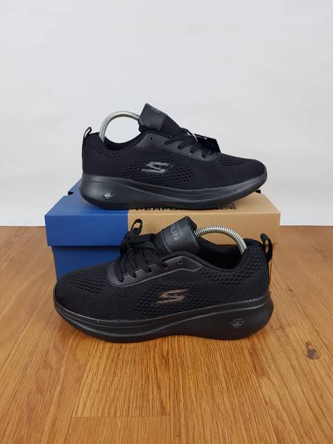 Skechers go run man / skechers pria + lengkap box