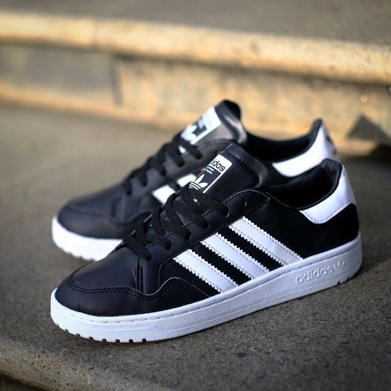 Adidas Team Court &quot;Black White&quot;