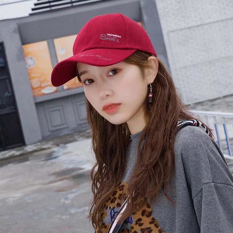 women's baseball cap trend