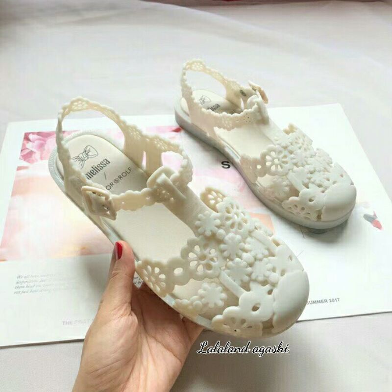 Sepatu Melissa Possession Lace Viktor And Rolf Ad cream/Sepatu sandal melissa/sepatu melissa