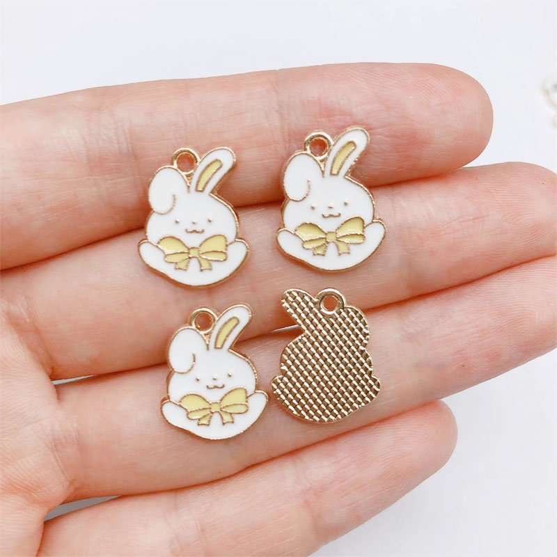 4pcs Liontin Bentuk Hewan Kelinci Bahan Alloy Charms