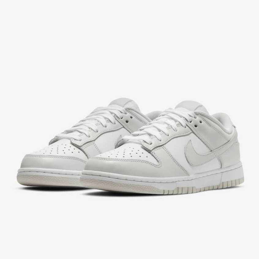 WMNS Nike Dunk Low - White Photon Dust 