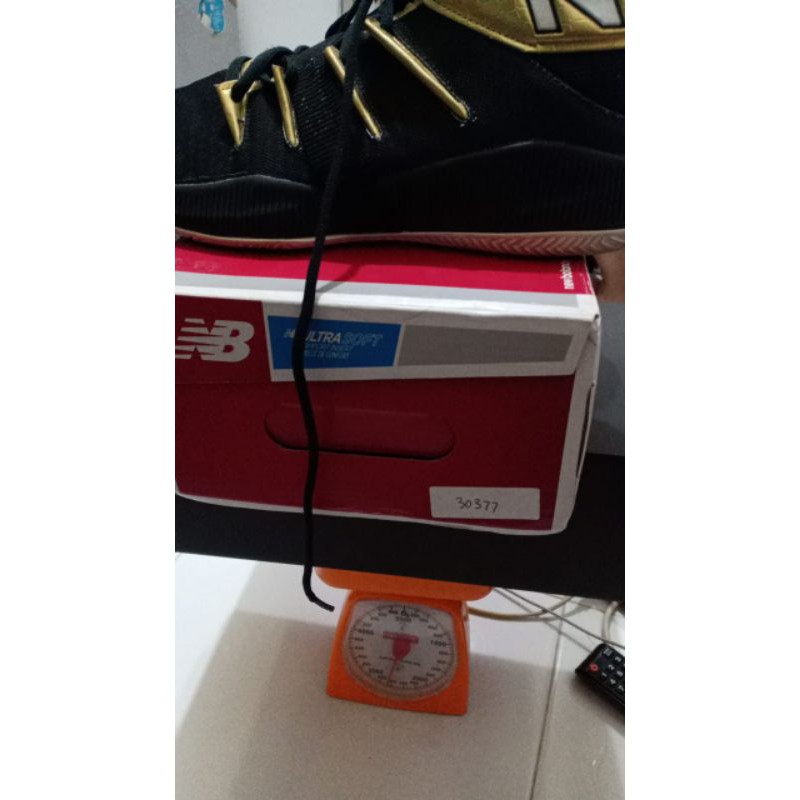 borongan sepatu new balance