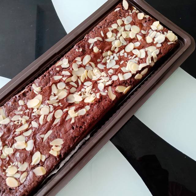 

Brownies ukuran 30x10 cm