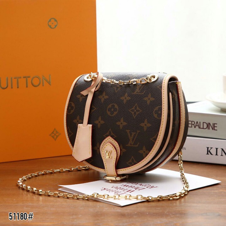 Tas LV Louis Vuitton Mini Chain Shoulder Crossbody 51180  RFV 101  batam impor original fashion bran
