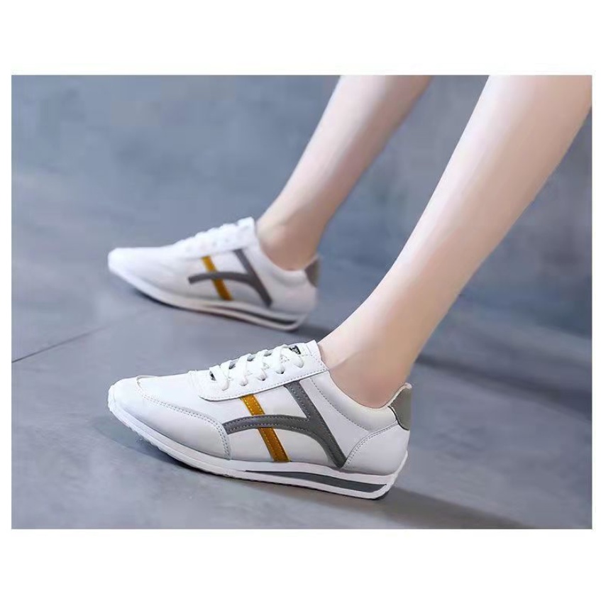 Sepatu Sneakers Wanita Casual Import Kualitas Premium SP33