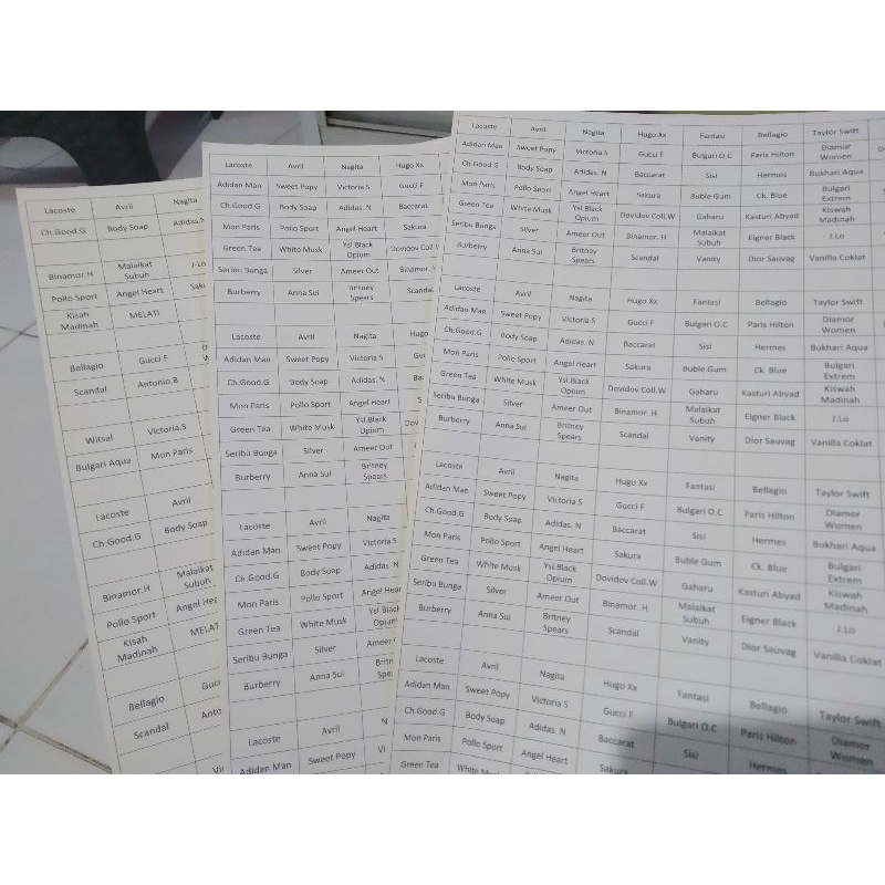 

cetak stiker f4