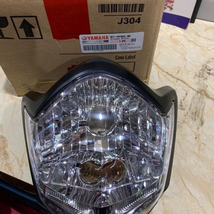 Reflektor Lampu Depan Dpn Vixion Old Lama 2010-2012 Original Yamaha 3C1-H430A-00