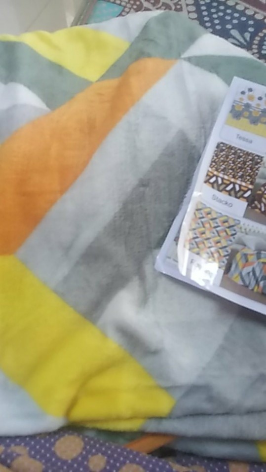 Selimut Minimalis Abstrak Lady Rose Uk. (160x200) Cm Motif Splash, Stacko, Roman, Heart