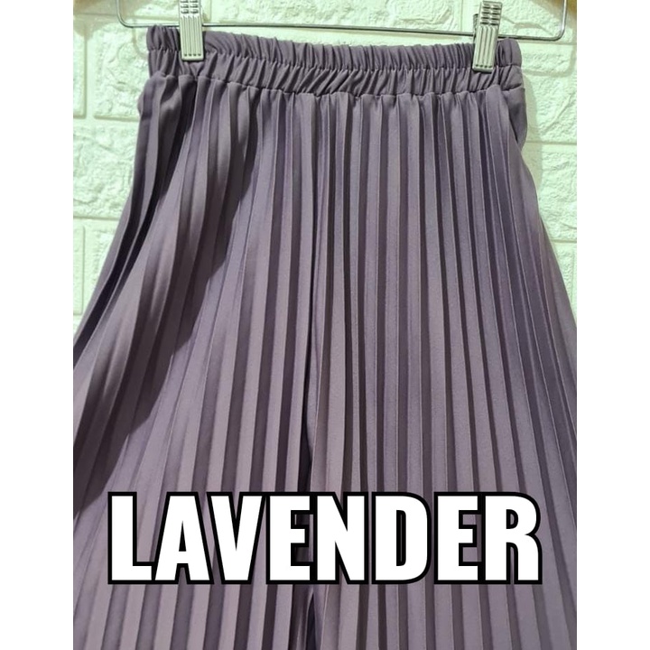 CELANA KULOT PLISKET PREMIUM JUMBO M FIT TO XXL-Lavender