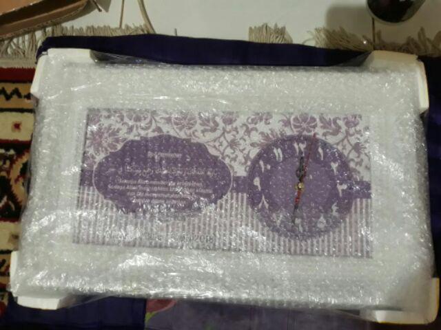 Hiasan Jam Dinding Kaligrafi Doa Pernikahan Custom Warna Ungu Uk 20x40