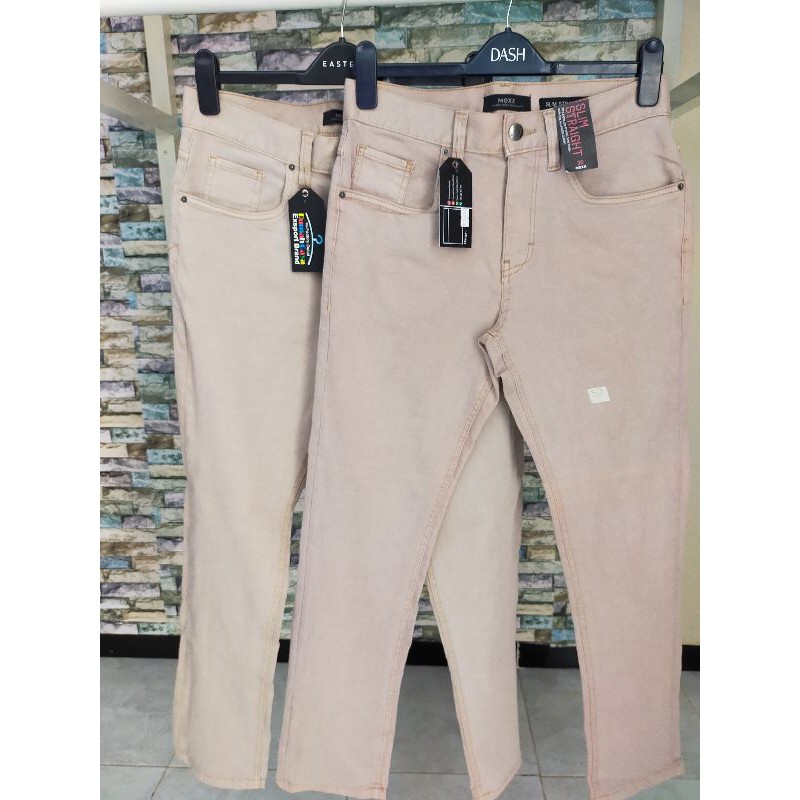 Celana cowok MEXX