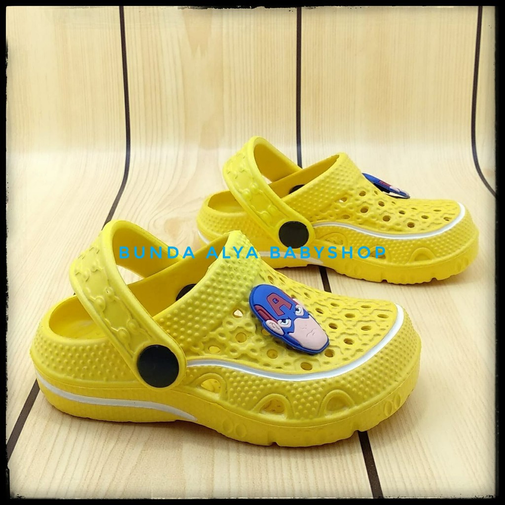 Sendal Bayi Karet Usia 6 - 12 Bulan KUNING Karet Anti Licin - Sendal Anak Cowok Anti Licin Superhero Size 18 - 19