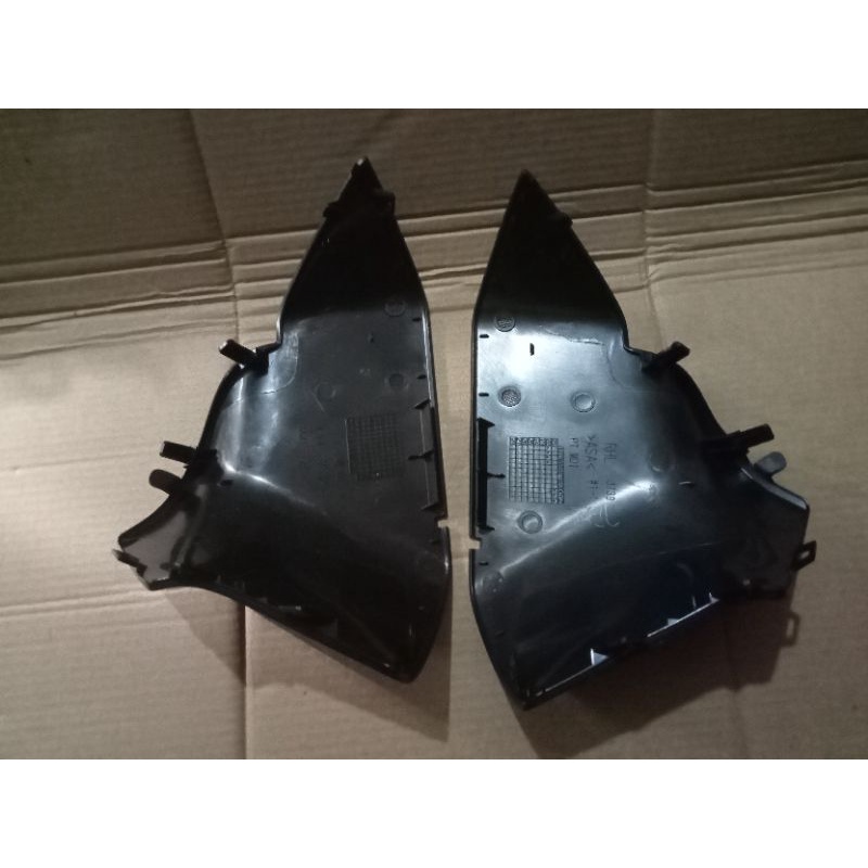 tutup kaki spion tutup dudukan spion Toyota  Daihatsu Avanza Xenia 2022 original