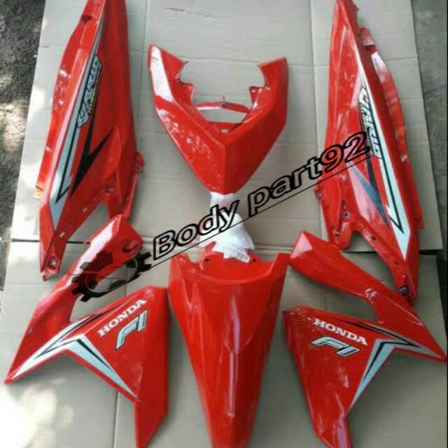 BODY HALUS VARIO 125 150 LED ESP 2015 2017 kw