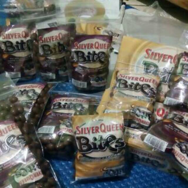 

ANEKA COKLAT DELFI (250 gr)