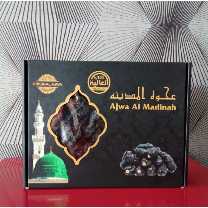 

Kurma Ajwa Almadinah 1kg