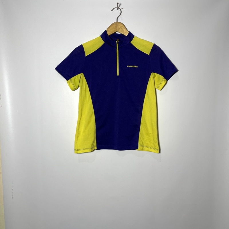 Baju Olah Raga Preloved by Hisummer08-8 Mountia M