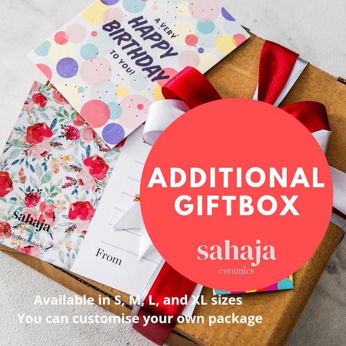 

[COD] Giftbox Parcel Hampers Wedding Birthday Kado Pernikahan Ulang Tahun [COD]