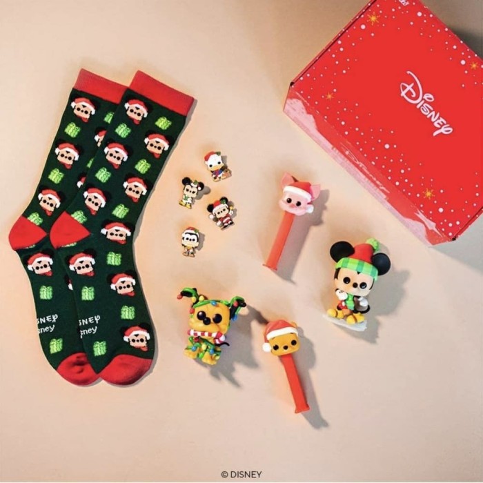 Funko Pop Exclusive Disney Holiday Collector Box