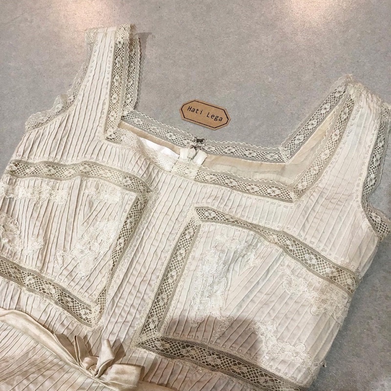 Authentic Jill Stuart Lace Flare Midi Dress in White. Vintage Dress