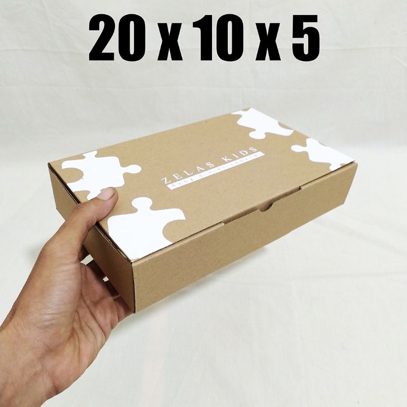 

CUSTOM SABLON LUSINAN BOX KARDUS 20X10X5CM (BOX + SABLON)